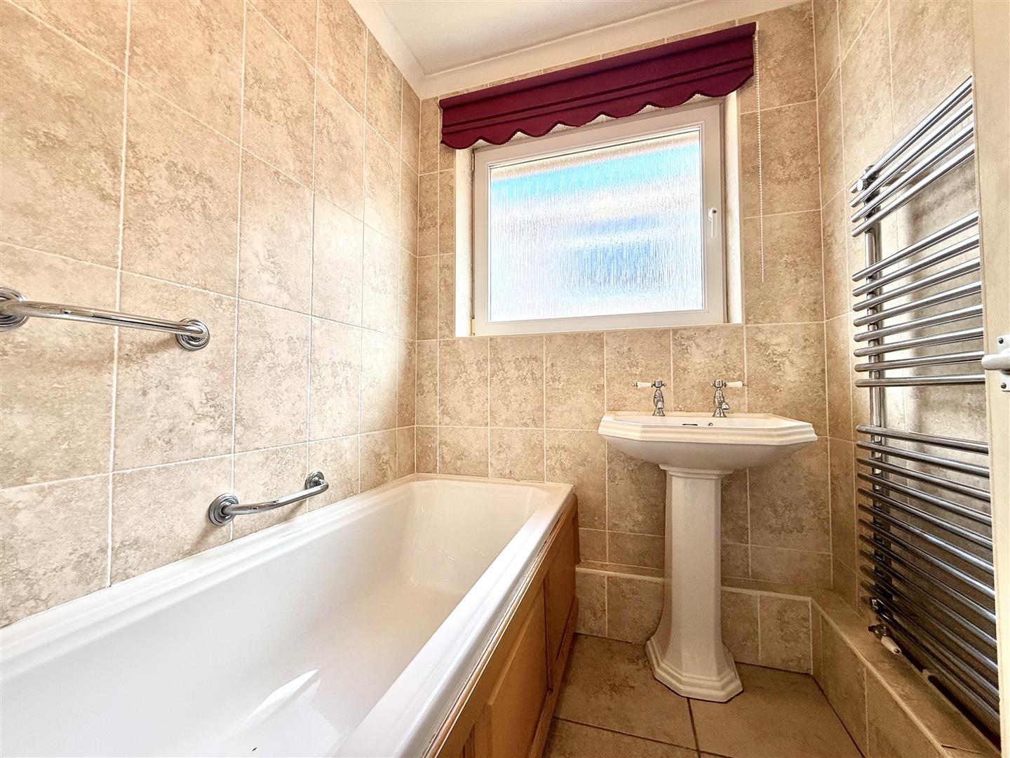 Dulais Grove, Sketty, Swansea, SA2 8BL